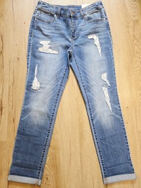 NWT Chico's Platinum Collection Distressed Lace Insert Ankle Jeans Sz 00 XS 0/2